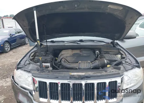 2011 Jeep Grand Cherokee Laredo из США, поврежденный, VIN 1J4RR4GG1BC737498